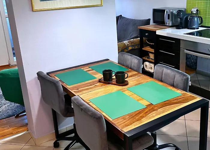 Apartment Home