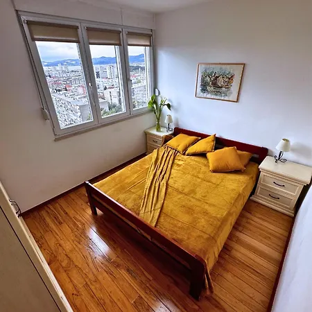 Home Apartman *